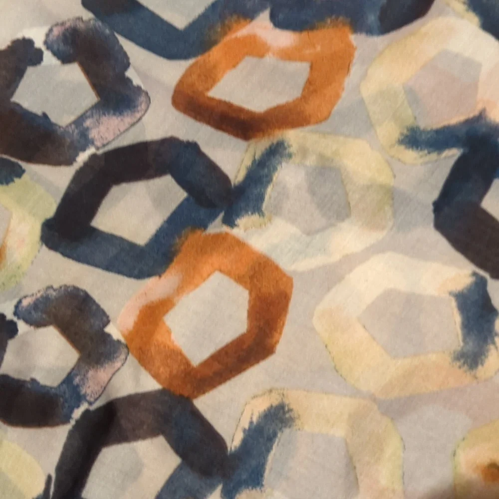 Designer scarf - Picture 5 of 5